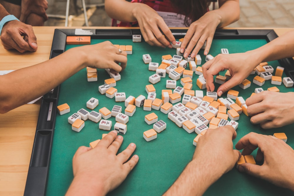 Gry towarzyskie i językowe do nauki języka angielskiego