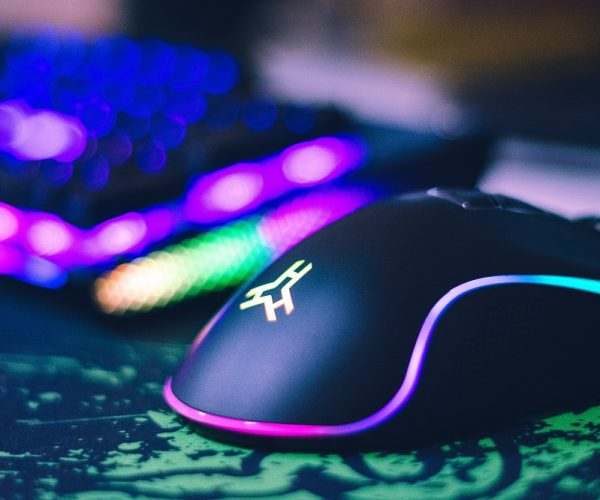 Myszka dla graczy – jaki sprzęt kupić?