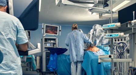Zalety wykorzystania kolumn chirurgicznych i anestezjologicznych w salach operacyjnych